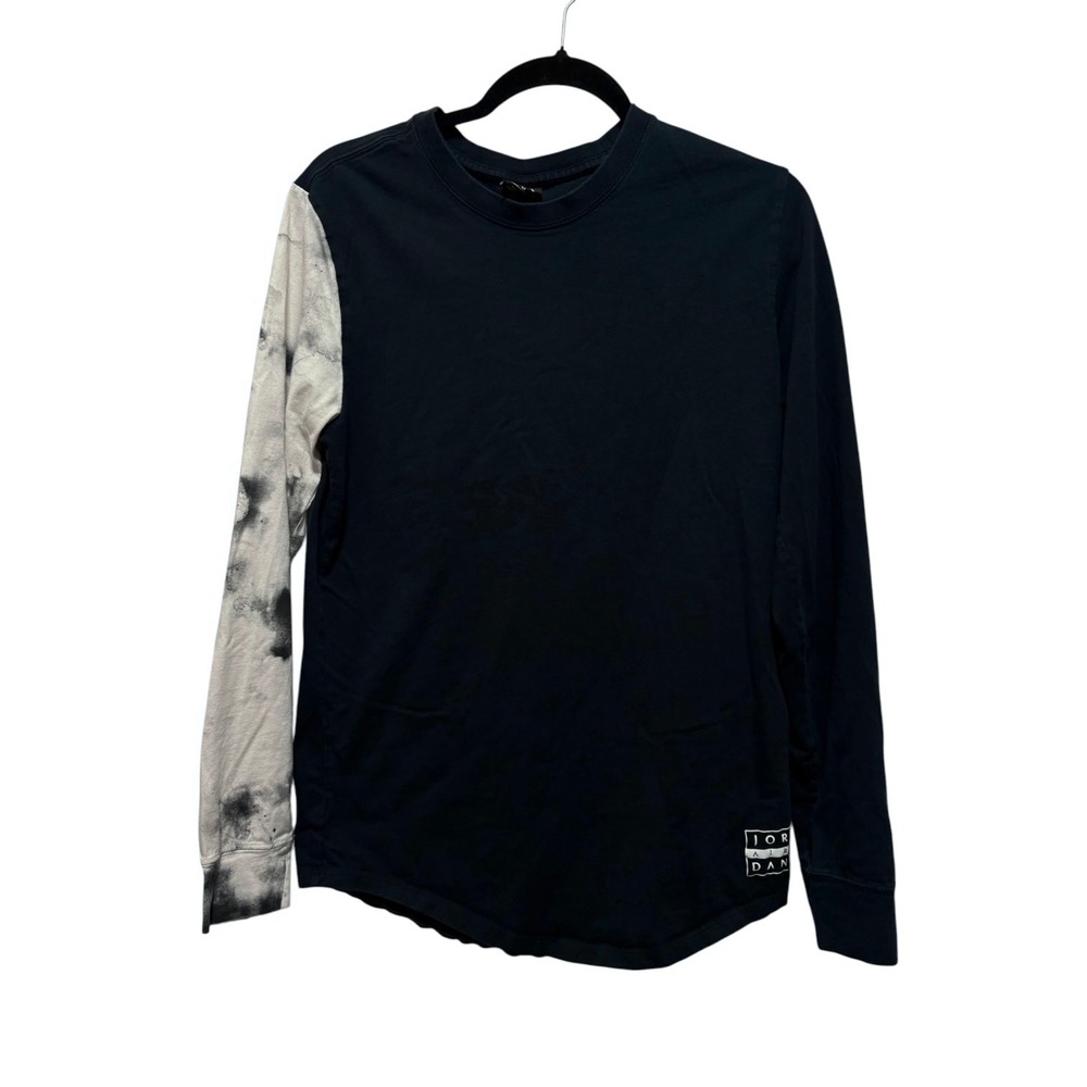 Air Jordan Youth Long Sleeve Tee Size Medium Black White Tie Dye Sleeve